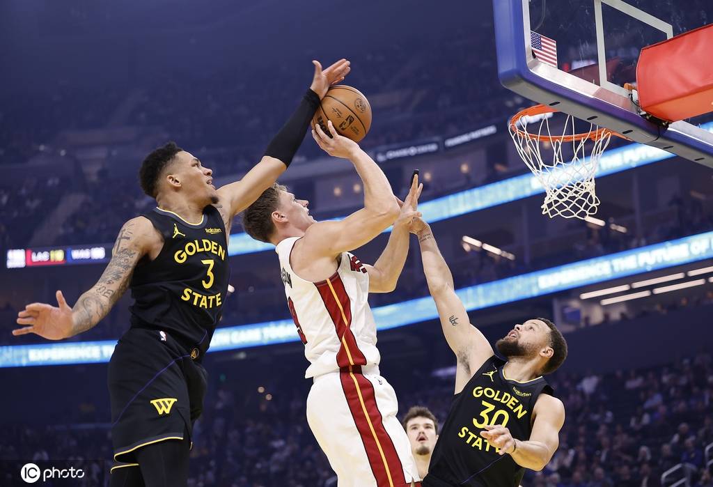 勇士酣畅胜利夜却现疑云 巴特勒意外伤退后果揪心？